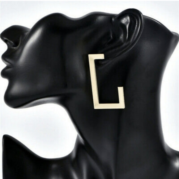 Geometric gold hoop earrings - Picture 2 of 7